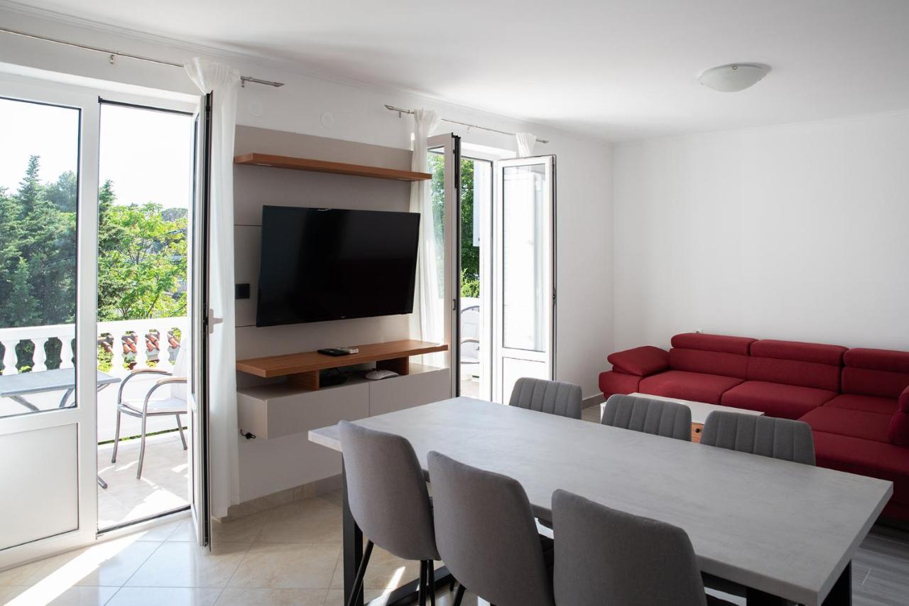 Apartmani Vrtodusic Banjol 外观 照片