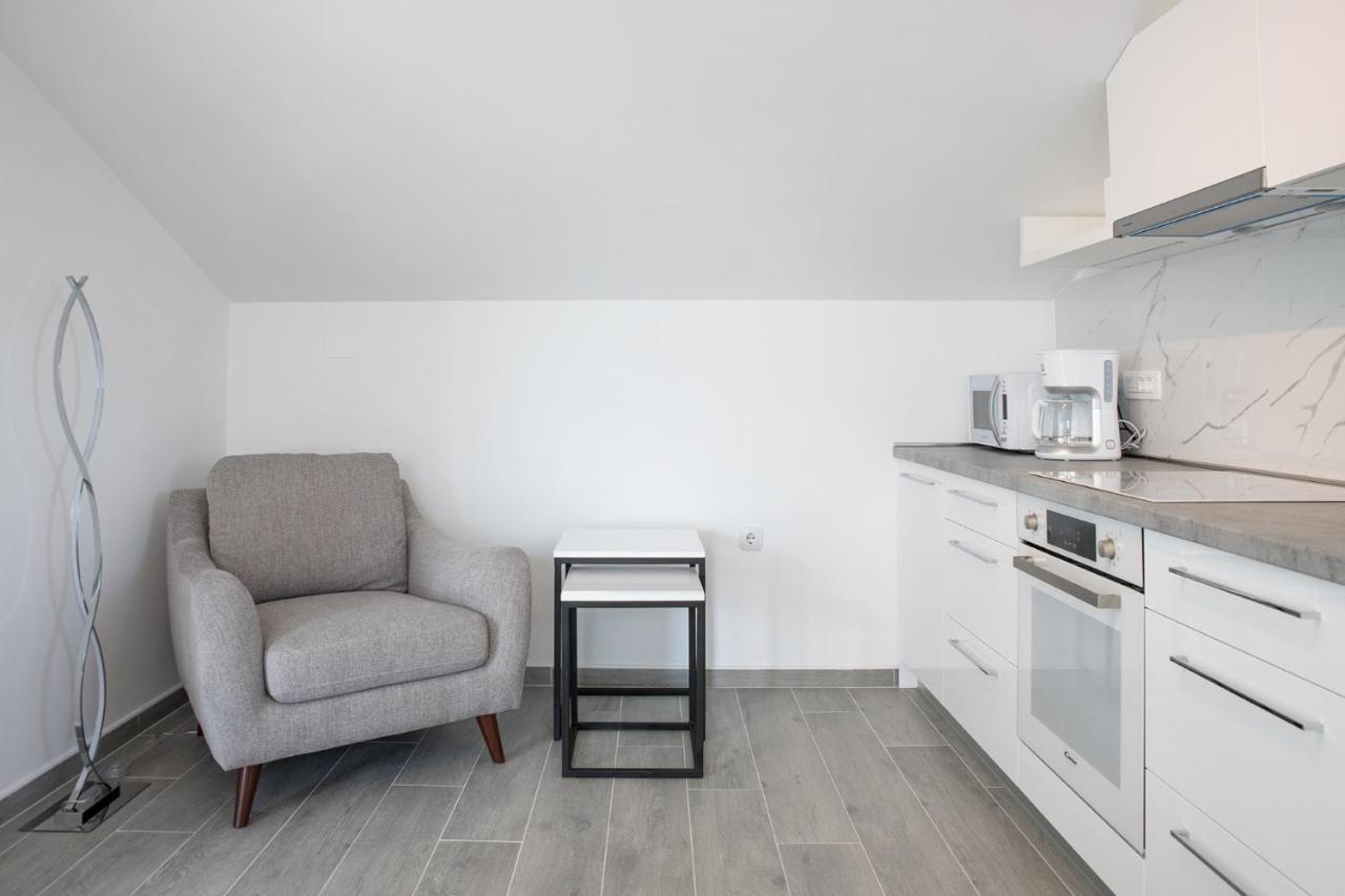 Apartmani Vrtodusic Banjol 外观 照片