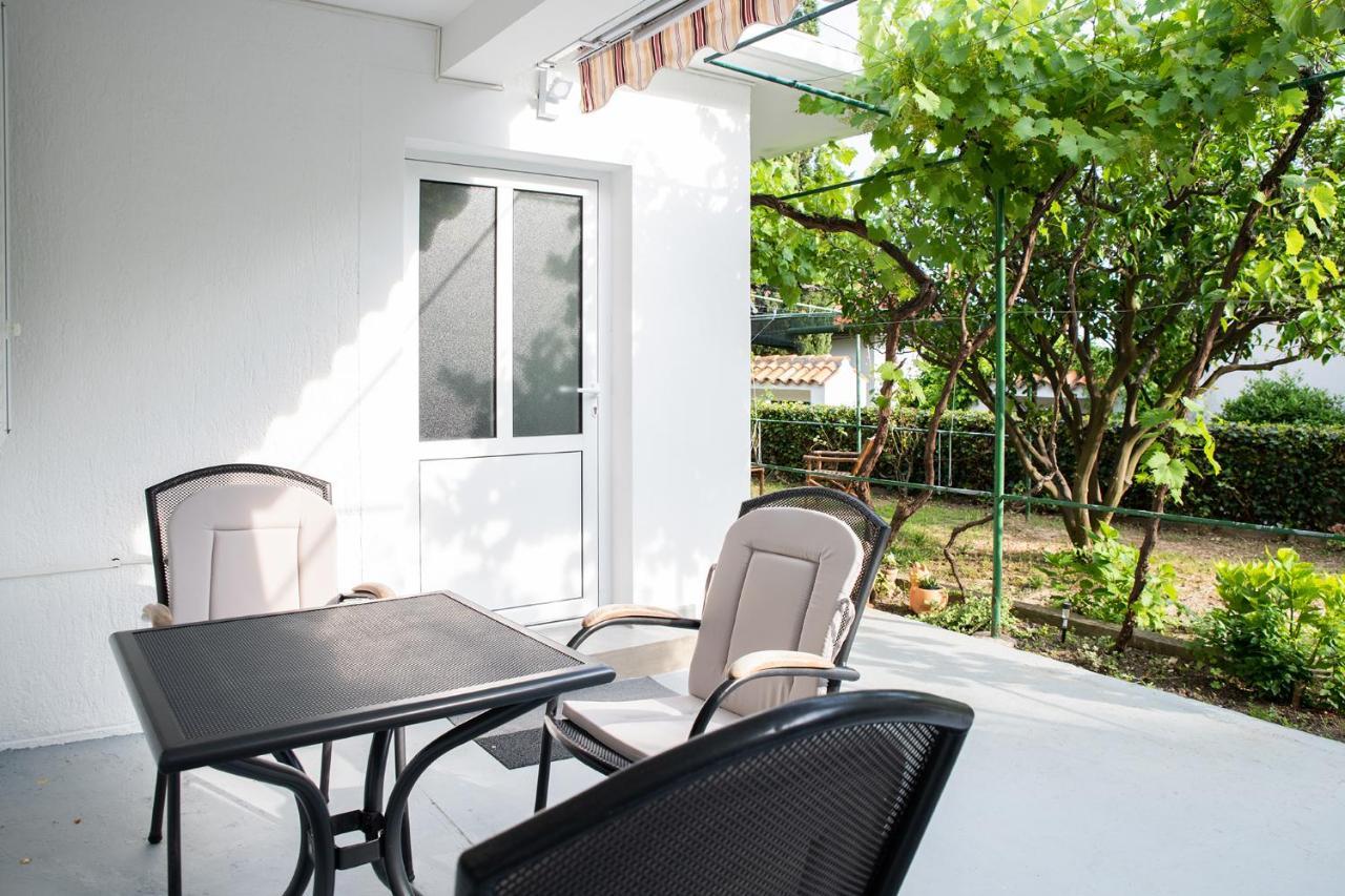 Apartmani Vrtodusic Banjol 外观 照片