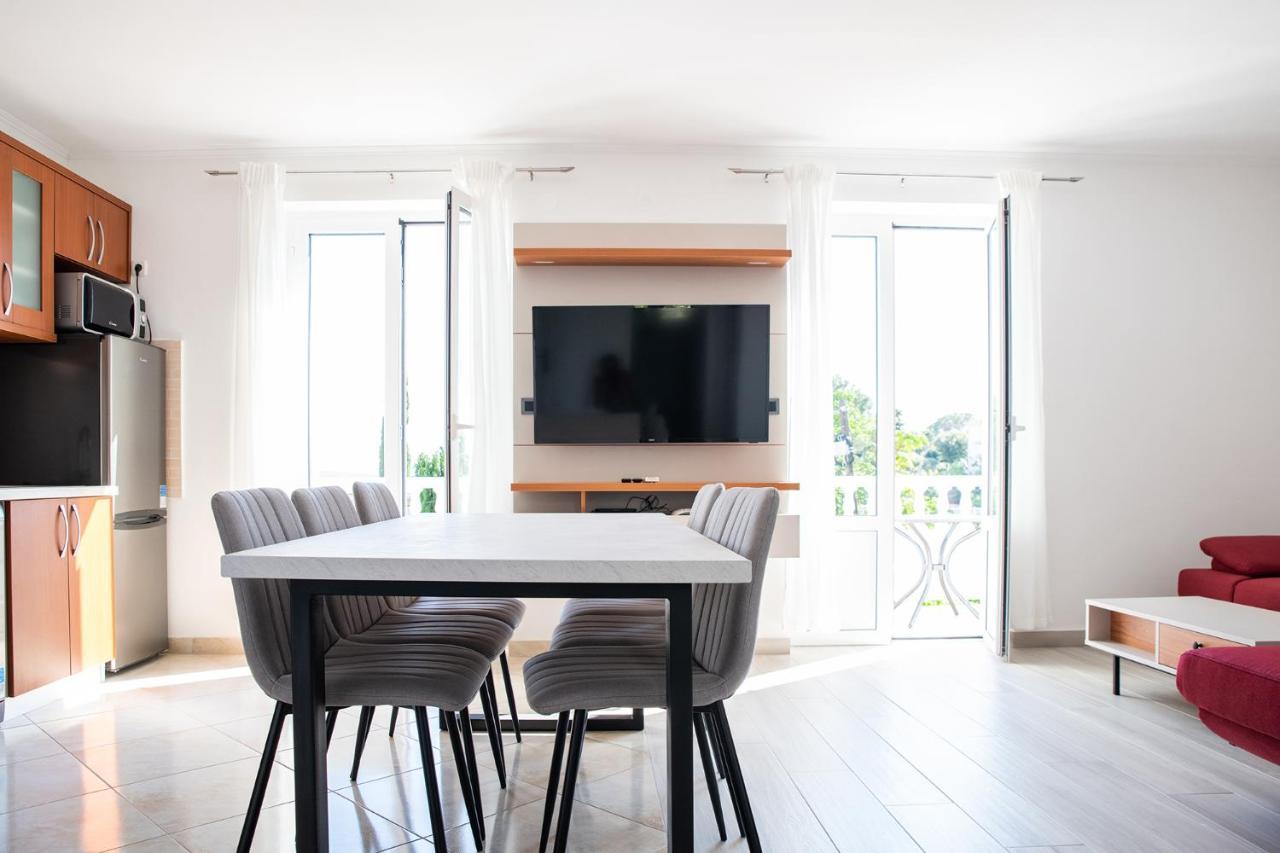 Apartmani Vrtodusic Banjol 外观 照片
