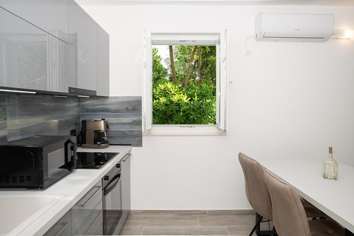 Apartmani Vrtodusic Banjol 外观 照片